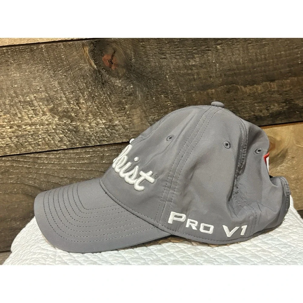 Titleist Golf Tour Performance FJ/ProV1 Adjustable Hat/Cap COLOR: Grey